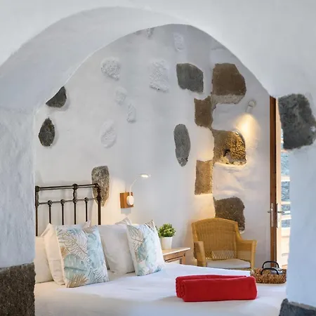 La Casa Del Medianero *