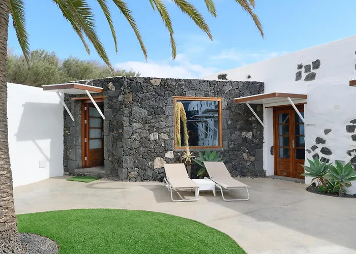 La Casa Del Medianero * Mácher