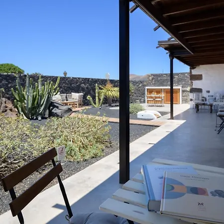 La Casa Del Medianero * Macher