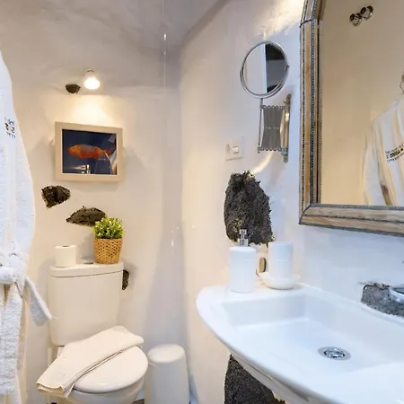 La Casa Del Medianero *