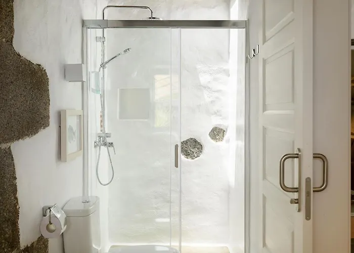 La Casa Del Medianero *