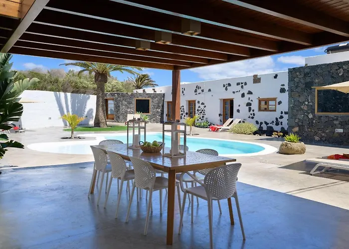 La Casa Del Medianero * Mácher