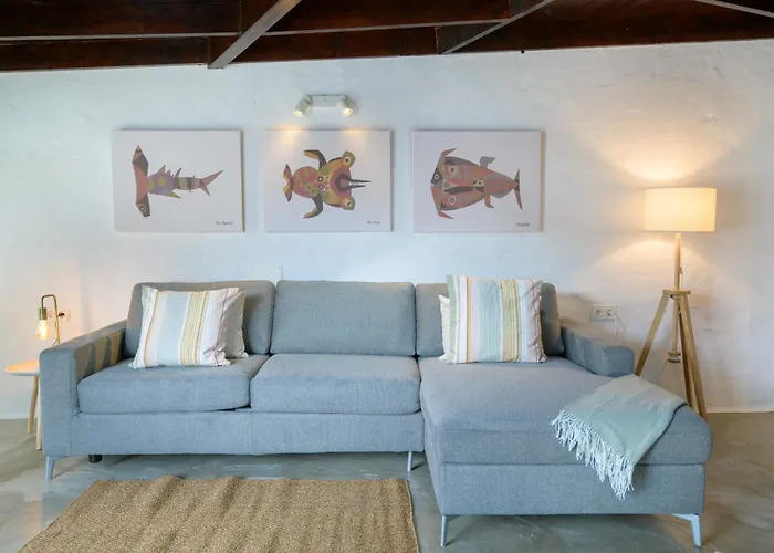 La Casa Del Medianero * Mácher