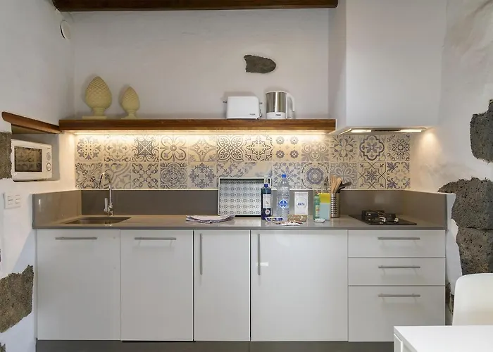 La Casa Del Medianero * Mácher