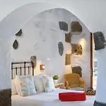 La Casa Del Medianero *